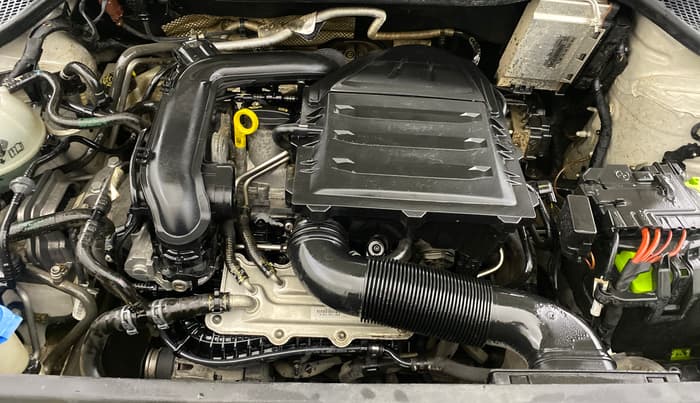 2021 Volkswagen Polo COMFORTLINE 1.0L TSI, Petrol, Manual, 86,181 km, Engine View