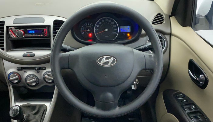 2012 Hyundai i10 MAGNA 1.2, Petrol, Manual, 67,437 km, Steering Wheel Close Up