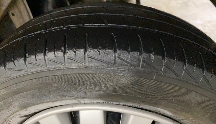 2021 Maruti Alto LXI O, Petrol, Manual, 45,706 km, Left Rear Tyre Tread