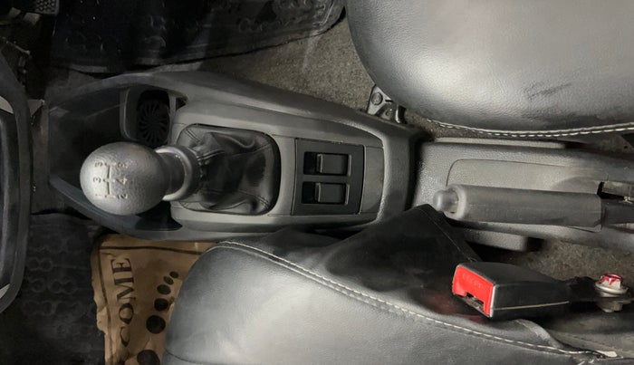 2018 Maruti Alto 800 LXI, Petrol, Manual, 24,927 km, Gear Lever