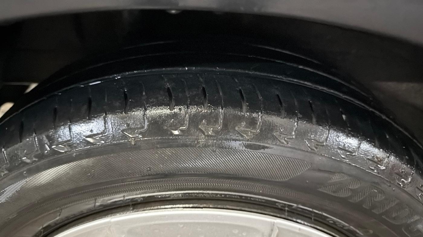 2022 Maruti IGNIS DELTA 1.2 AMT, Petrol, Automatic, 26,821 km, Right Rear Tyre Tread