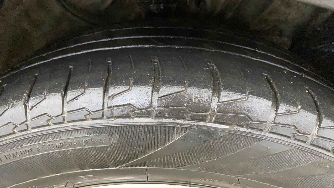 2018 Hyundai Creta SX AT 1.6 PETROL, Petrol, Automatic, 81,734 km, Right Front Tyre Tread