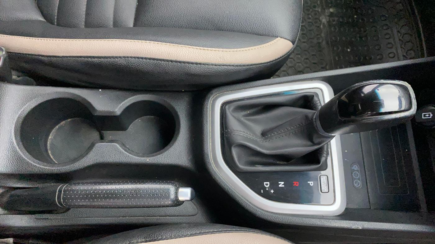 2018 Hyundai Creta SX AT 1.6 PETROL, Petrol, Automatic, 81,734 km, Gear Lever