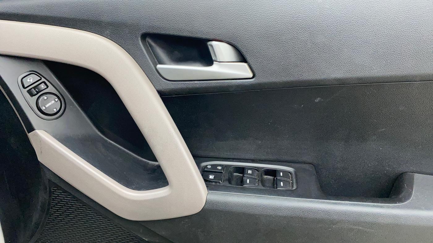2018 Hyundai Creta SX AT 1.6 PETROL, Petrol, Automatic, 81,734 km, Driver Side Door Panels Control