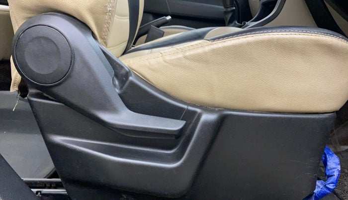 2021 Maruti New Wagon-R VXI (O) 1.0, Petrol, Manual, 40,746 km, Driver Side Adjustment Panel