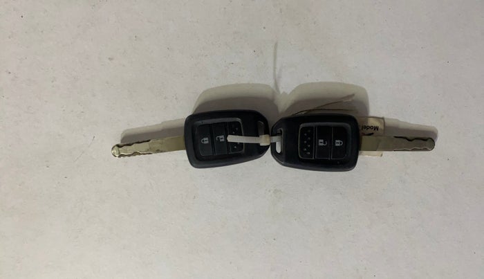 2016 Honda City 1.5L I-VTEC V MT, Petrol, Manual, 47,992 km, Key Close Up