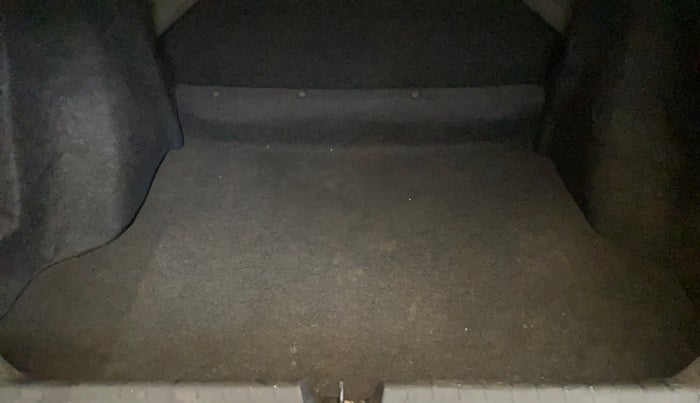 2016 Honda City 1.5L I-VTEC V MT, Petrol, Manual, 47,992 km, Boot Inside