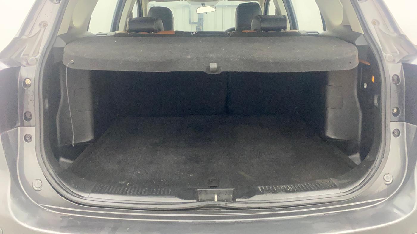 2017 Maruti S Cross ZETA 1.3, Diesel, Manual, 94,280 km, Boot Inside