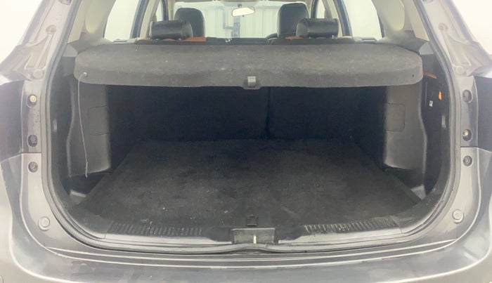 2017 Maruti S Cross ZETA 1.3, Diesel, Manual, 94,297 km, Boot Inside