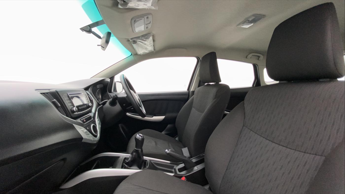 2016 Maruti Baleno DELTA 1.2 K12, Petrol, Manual, 24,084 km, Right Side Front Door Cabin View