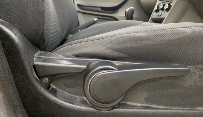 2016 Tata Tiago XZ PETROL, Petrol, Manual, 1,10,054 km, Driver Side Adjustment Panel