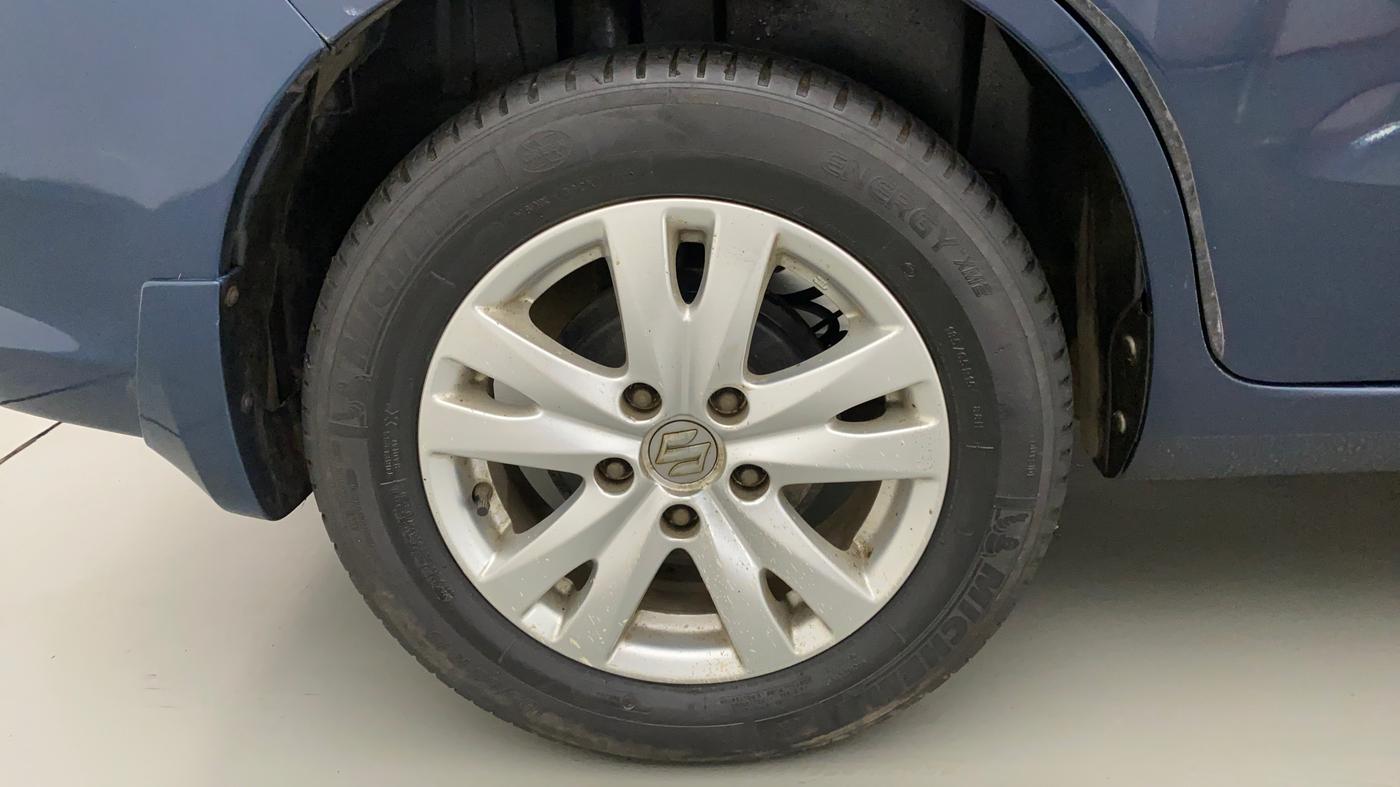 2017 Maruti Ertiga ZDI + SHVS, Diesel, Manual, 44,741 km, Right Rear Wheel
