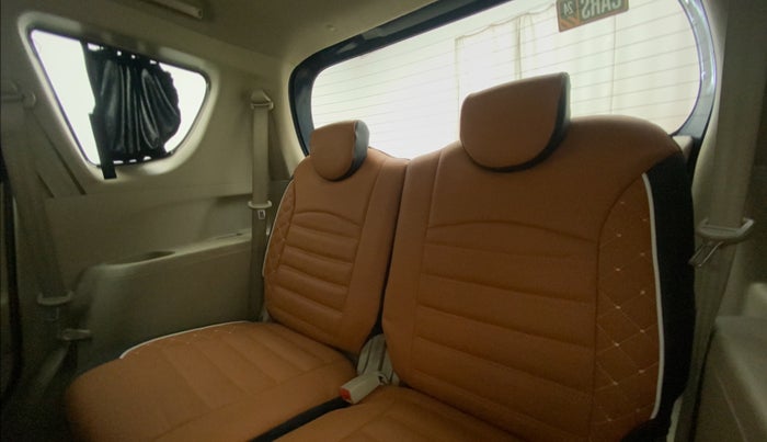 2017 Maruti Ertiga ZDI + SHVS, Diesel, Manual, 44,741 km, Third Seat Row ( optional )