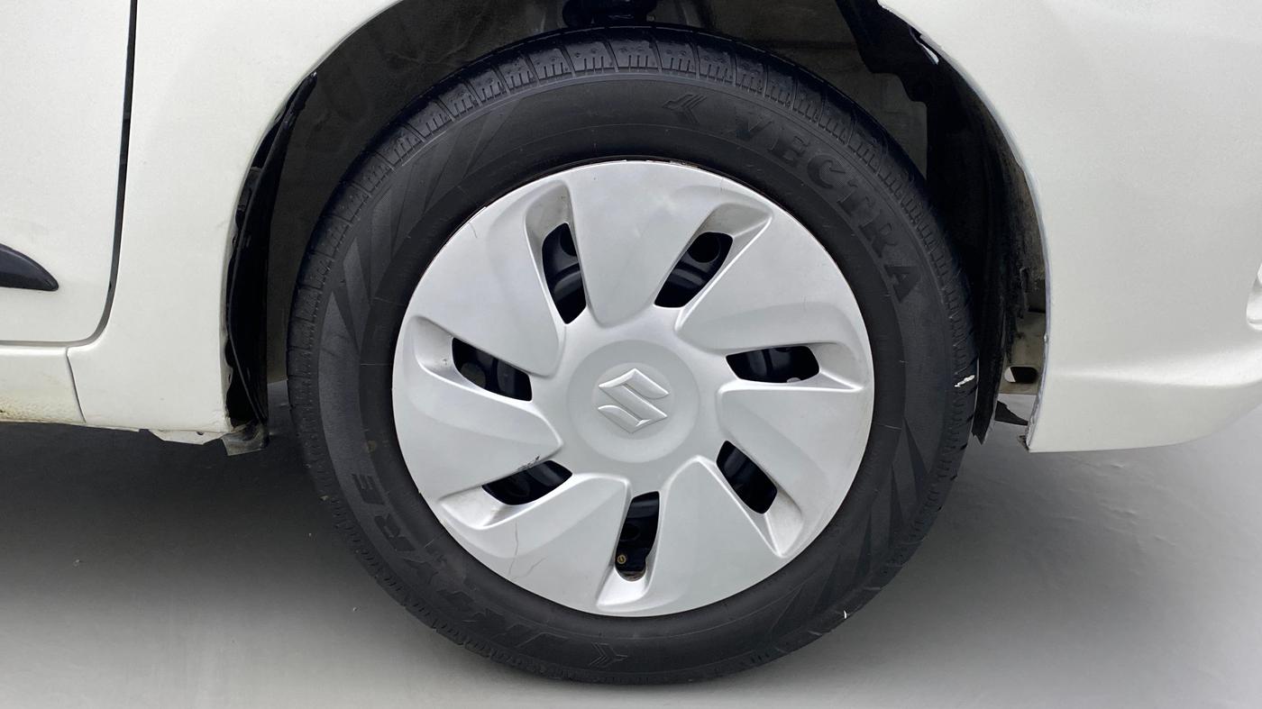 2020 Maruti Celerio ZXI, Petrol, Manual, 32,492 km, Right Front Wheel