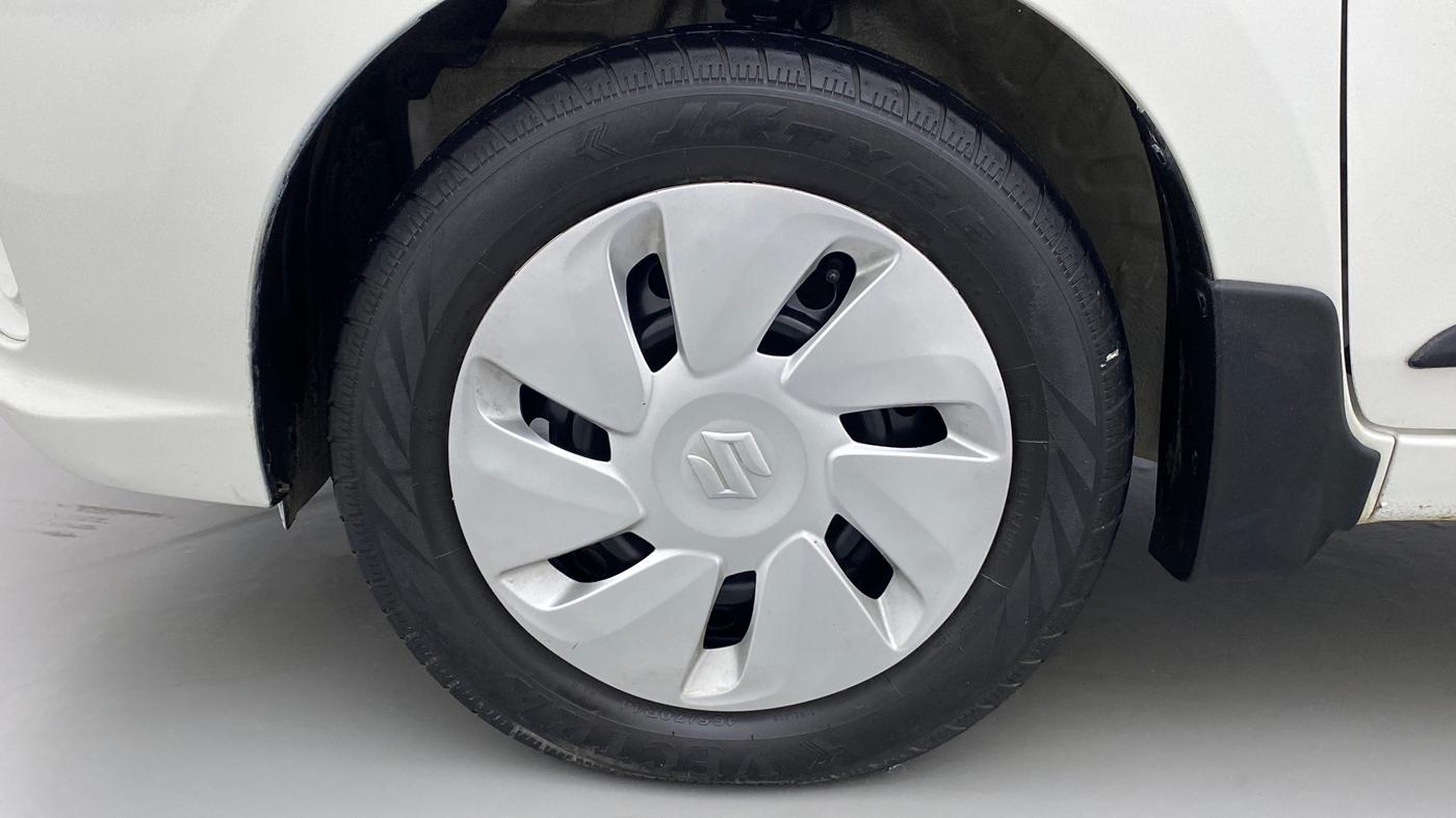 2020 Maruti Celerio ZXI, Petrol, Manual, 32,492 km, Left Front Wheel