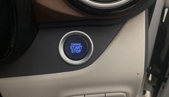 2022 Hyundai AURA SX 1.2 CNG, CNG, Manual, 9,680 km, Keyless Start/ Stop Button