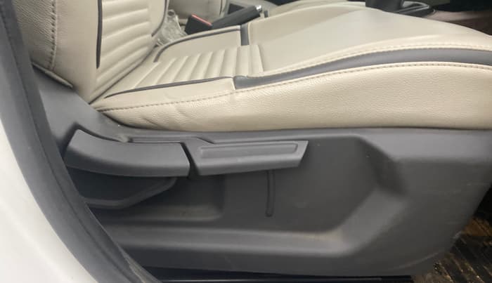 2022 Hyundai AURA SX 1.2 CNG, CNG, Manual, 9,680 km, Driver Side Adjustment Panel