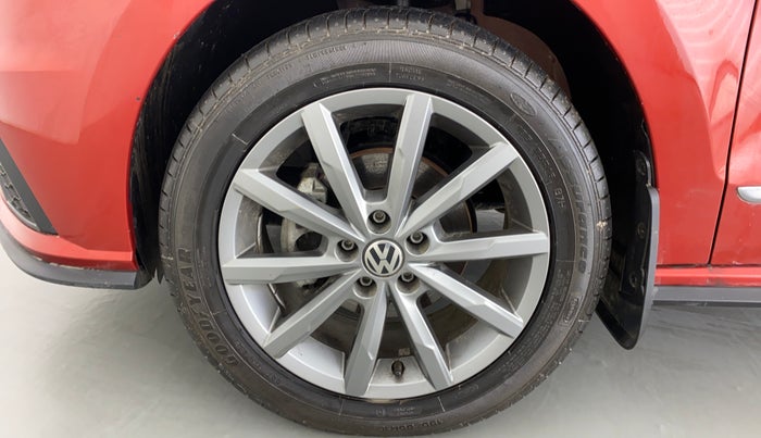 2020 Volkswagen Vento HIGHLINE PLUS 1.0 TSI MT, Petrol, Manual, 6,323 km, Left Front Wheel