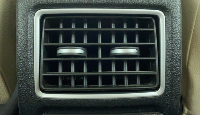 2020 Volkswagen Vento HIGHLINE PLUS 1.0 TSI MT, Petrol, Manual, 6,323 km, Rear AC Vents