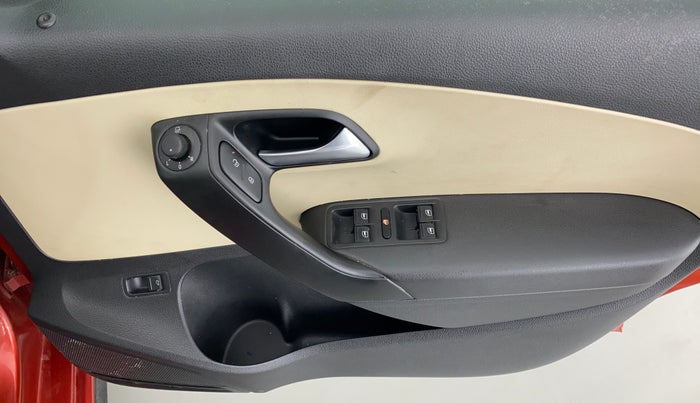 2020 Volkswagen Vento HIGHLINE PLUS 1.0 TSI MT, Petrol, Manual, 6,323 km, Driver Side Door Panels Control