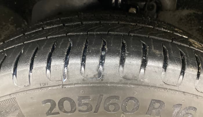 2019 Ford Ecosport TITANIUM 1.5L DIESEL, Diesel, Manual, 92,769 km, Left Front Tyre Tread