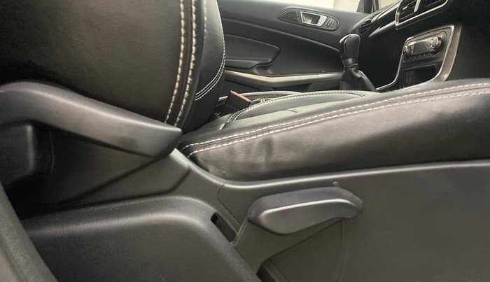 2019 Ford Ecosport TITANIUM 1.5L DIESEL, Diesel, Manual, 92,769 km, Driver Side Adjustment Panel