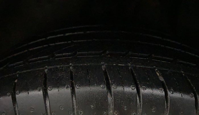 2015 Hyundai Creta S 1.6 PETROL, Petrol, Manual, 78,783 km, Left Rear Tyre Tread