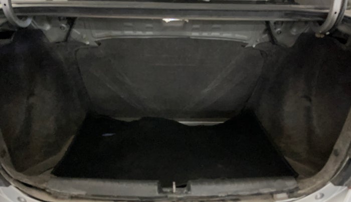 2015 Honda Amaze 1.2L I-VTEC S, Petrol, Manual, 48,965 km, Boot Inside