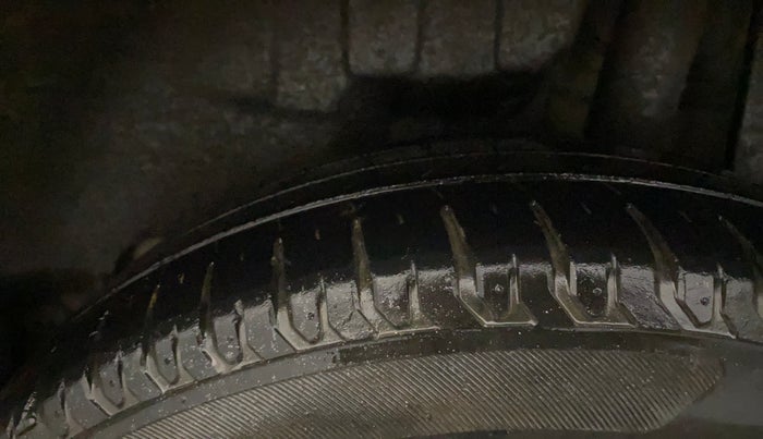 2022 Maruti Swift ZXI AMT, Petrol, Automatic, 53,739 km, Left Rear Tyre Tread