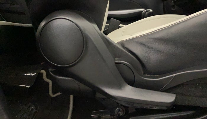 2022 Maruti Swift ZXI AMT, Petrol, Automatic, 53,739 km, Driver Side Adjustment Panel