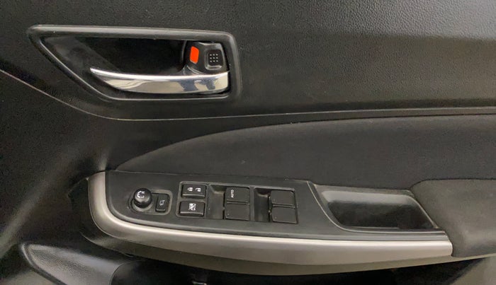 2022 Maruti Swift ZXI AMT, Petrol, Automatic, 53,739 km, Driver Side Door Panels Control