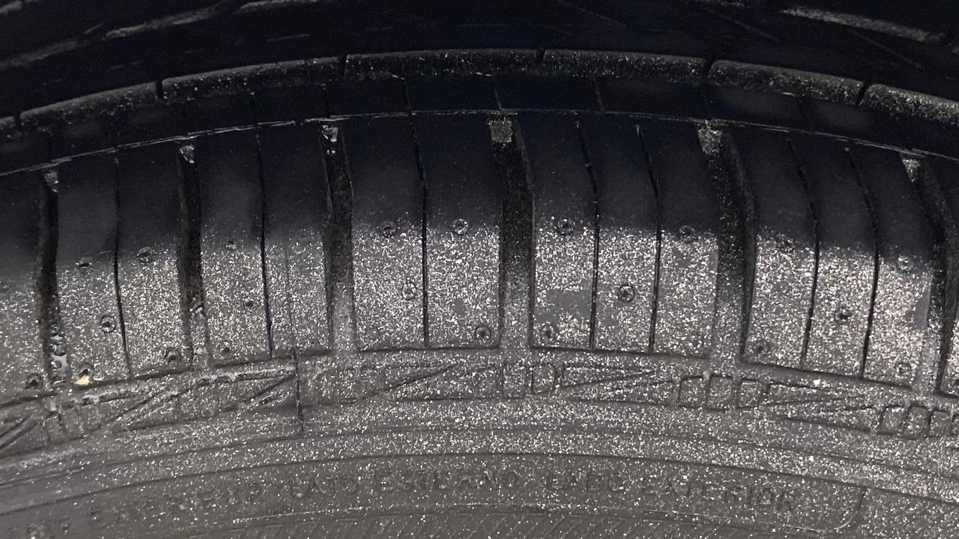 2016 Maruti Celerio ZXI AMT, Petrol, Automatic, 35,307 km, Left Rear Tyre Tread