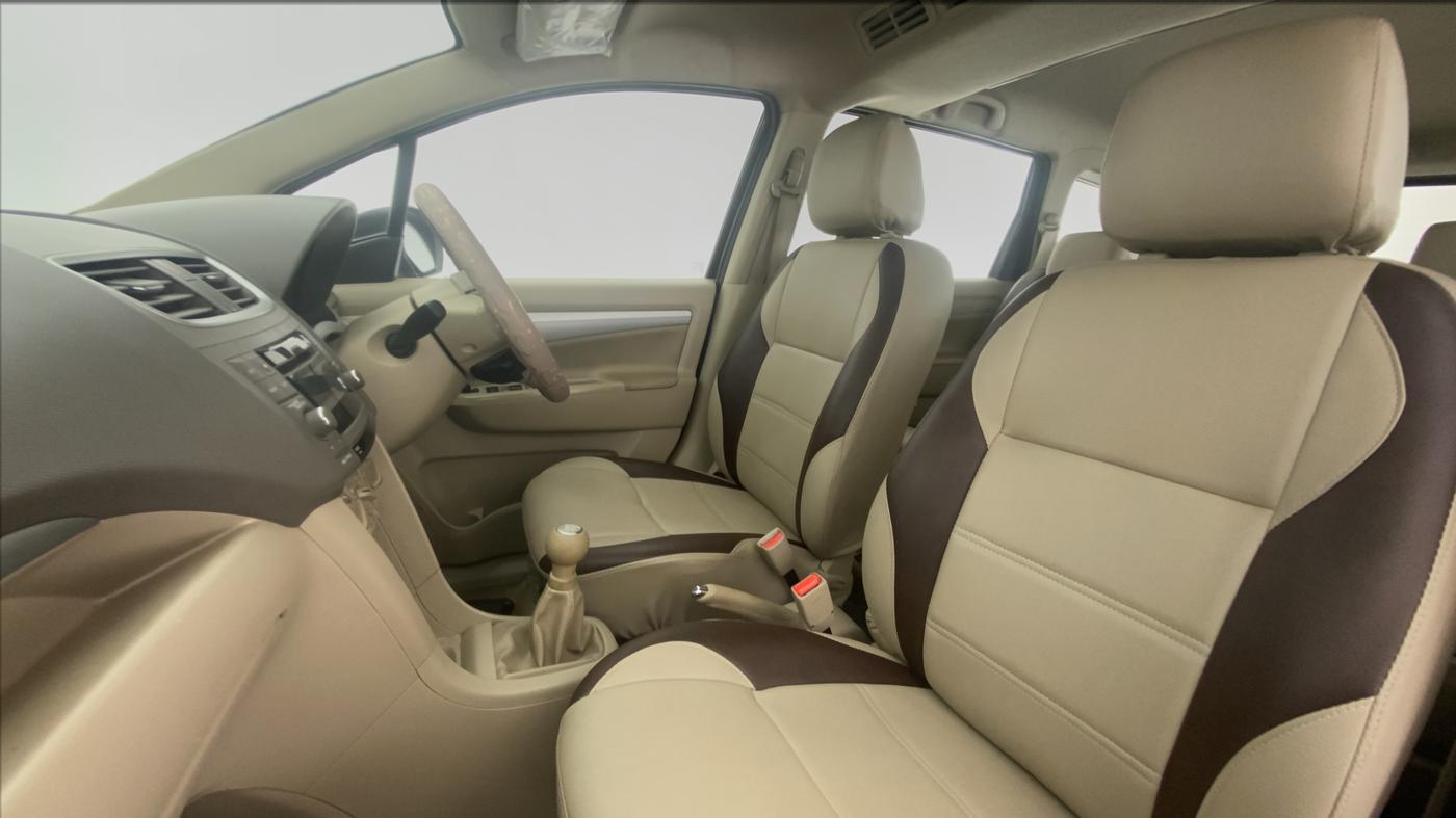 2016 Maruti Ertiga ZXI, Petrol, Manual, 15,984 km, Right Side Front Door Cabin