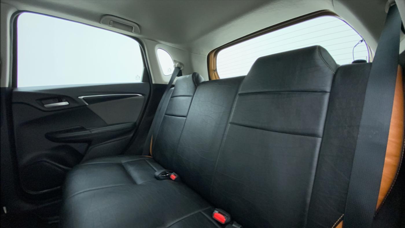 2018 Honda WR-V 1.2 i-VTEC VX MT, Petrol, Manual, 90,213 km, Right Side Rear Door Cabin