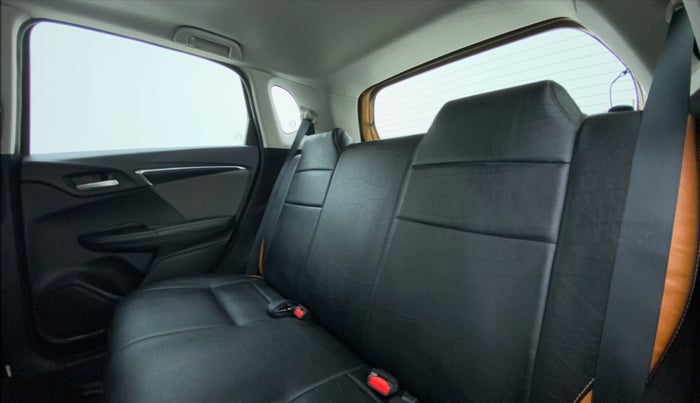 2018 Honda WR-V 1.2 i-VTEC VX MT, Petrol, Manual, 90,213 km, Right Side Rear Door Cabin