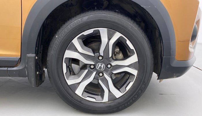 2018 Honda WR-V 1.2 i-VTEC VX MT, Petrol, Manual, 90,213 km, Right Front Wheel