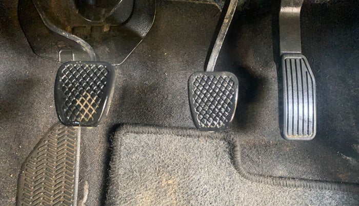 2018 Honda Jazz 1.2L I-VTEC V, Petrol, Manual, 28,216 km, Pedals