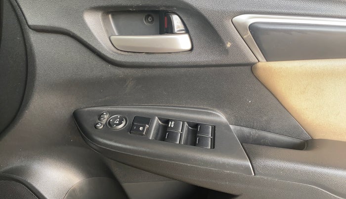 2018 Honda Jazz 1.2L I-VTEC V, Petrol, Manual, 28,216 km, Driver Side Door Panels Control