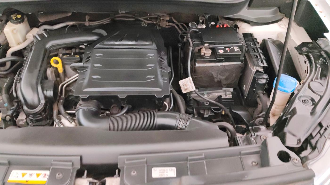 2022 Volkswagen TAIGUN TOPLINE 1.0 TSI AT, Petrol, Automatic, 86,565 km, Engine View - Left