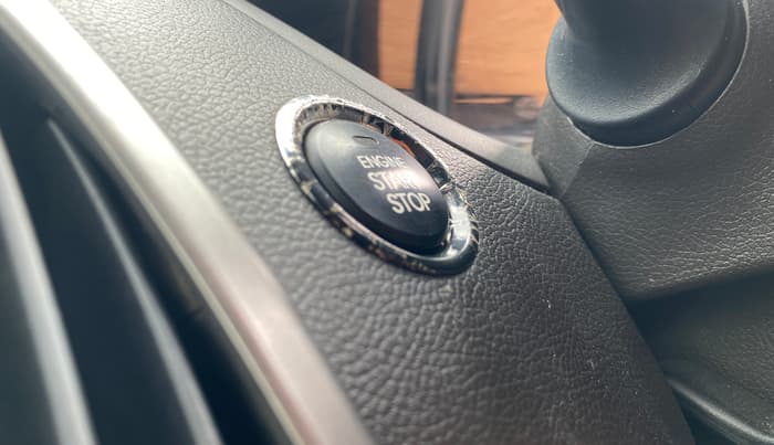 2013 Hyundai i20 ASTA 1.2, Petrol, Manual, 1,02,376 km, Keyless Start/ Stop Button