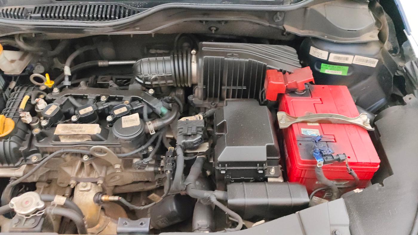 2022 Tata ALTROZ XTA, Petrol, Automatic, 36,238 km, Engine View - Left