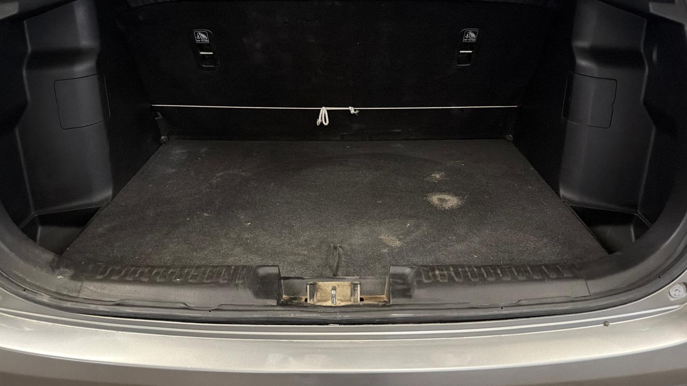 2020 Maruti Vitara Brezza VXI AT SHVS, Petrol, Automatic, 56,438 km, Boot Inside