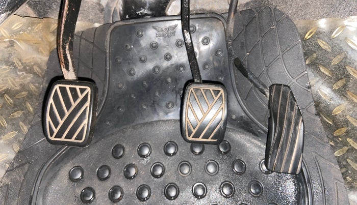 2013 Maruti Wagon R Stingray LXI, Petrol, Manual, 52,145 km, Pedals