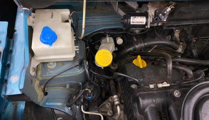 2022 Renault Kwid RXT 1.0, Petrol, Manual, 27,731 km, Engine View - Right