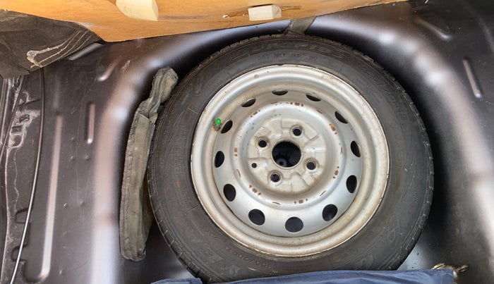 2017 Hyundai Eon ERA +, Petrol, Manual, 68,860 km, Spare Tyre