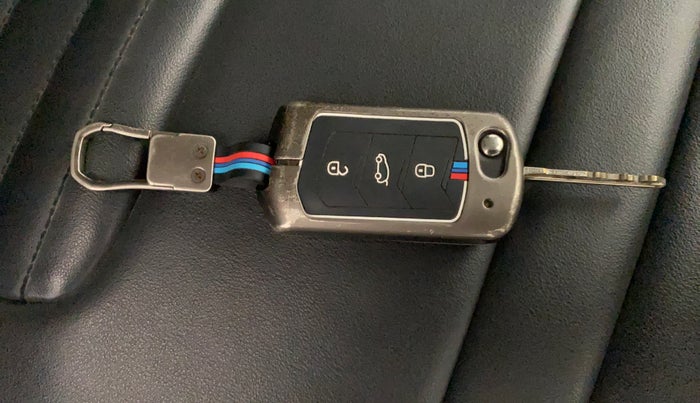 2024 Mahindra XUV 3XO MX3 Pro 1.5 Turbo Diesel, Diesel, Manual, 36,204 km, Key Close Up