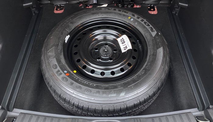 2019 Jeep Compass SPORT PLUS PETROL, Petrol, Manual, 33,868 km, Spare Tyre
