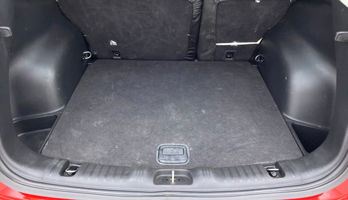 2019 Jeep Compass SPORT PLUS PETROL, Petrol, Manual, 33,868 km, Boot Inside