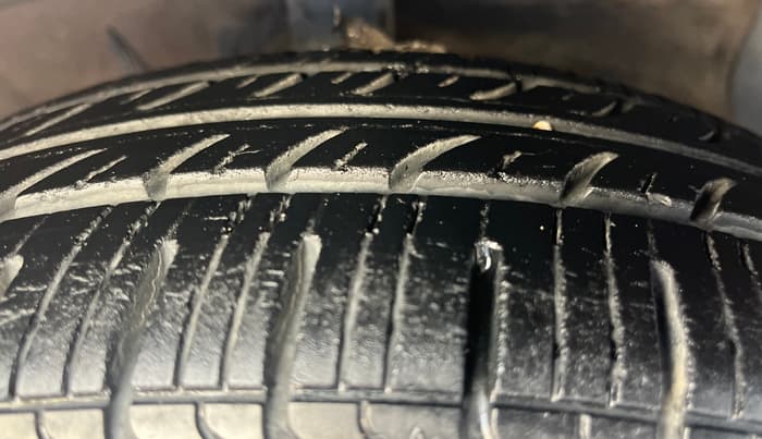 2019 Hyundai NEW SANTRO Sportz AMT SE, CNG, Automatic, 49,470 km, Right Front Tyre Tread