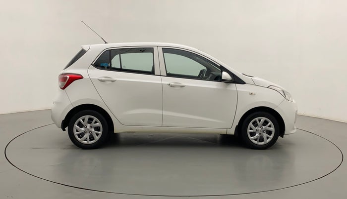 2018 Hyundai Grand i10 MAGNA 1.2 KAPPA VTVT, Petrol, Manual, 39,228 km, Right Side